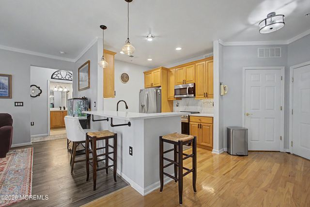 422 Sophee Lane, Lakewood, NJ 08701