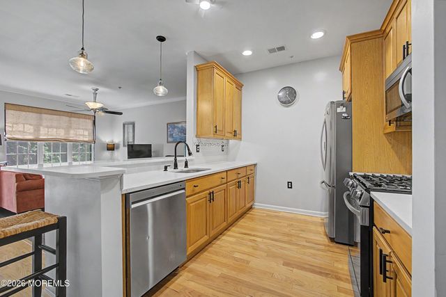 422 Sophee Lane, Lakewood, NJ 08701