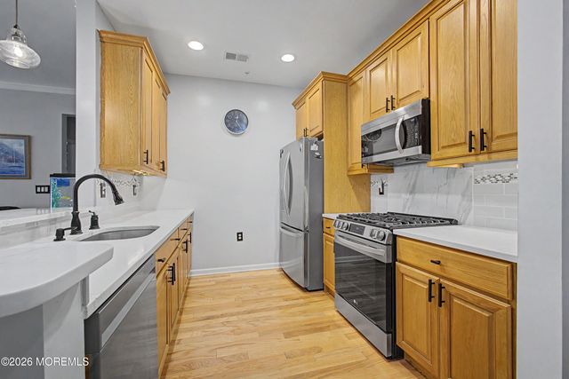 422 Sophee Lane, Lakewood, NJ 08701