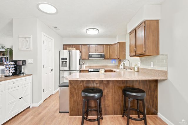 2231 Alta Drive, Manhattan, KS 66502