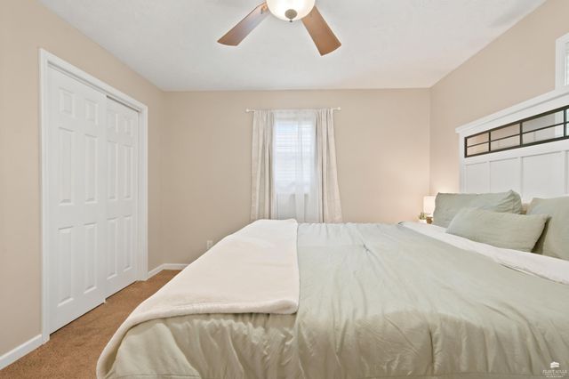 2231 Alta Drive, Manhattan, KS 66502