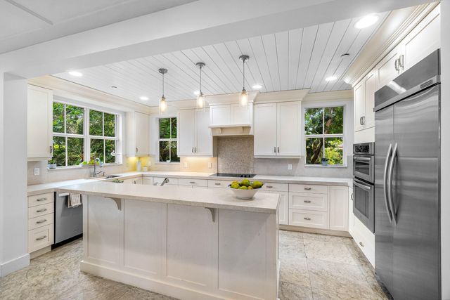 1108 Coconut Row, Delray Beach, FL 33483