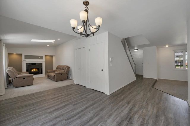 422 SILVER SPRING DRIVE, Green Bay, WI 54303