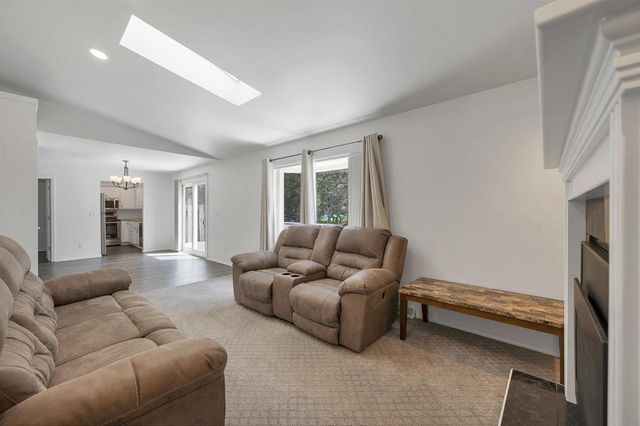422 SILVER SPRING DRIVE, Green Bay, WI 54303