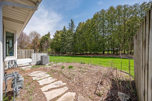 422 SILVER SPRING DRIVE, Green Bay, WI 54303