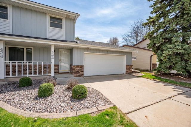 422 SILVER SPRING DRIVE, Green Bay, WI 54303