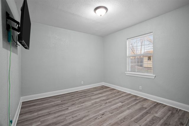 1529 Daniel Drive, Arlington, TX 76010