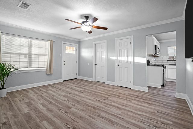 1529 Daniel Drive, Arlington, TX 76010