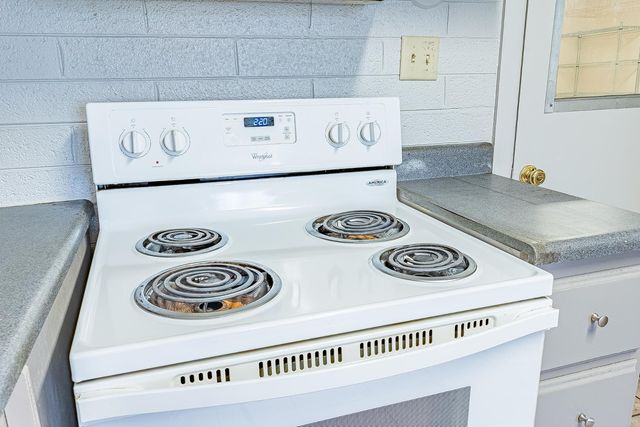 5642 S 14th Avenue, Phoenix, AZ 85041