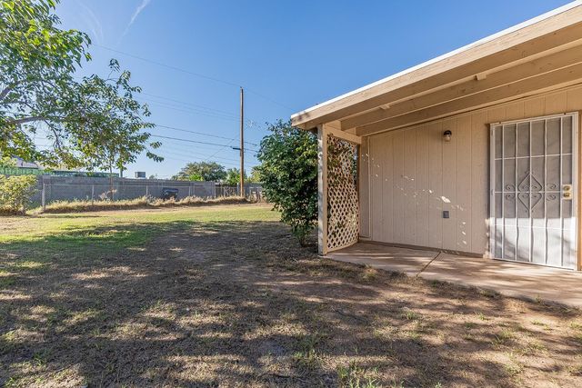 5642 S 14th Avenue, Phoenix, AZ 85041