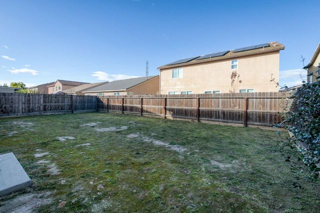 7099 N Shiraz Avenue, Fresno, CA 93722