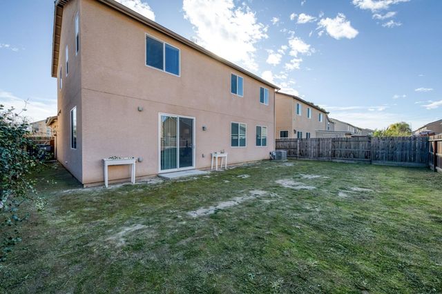 7099 N Shiraz Avenue, Fresno, CA 93722