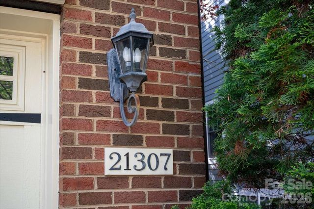 21307 Baltic Drive, Cornelius, NC 28031