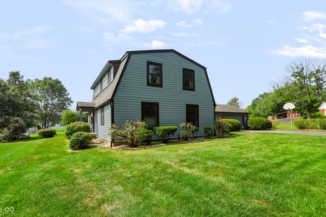 12107 Briarway South Drive, Indianapolis, IN 46259
