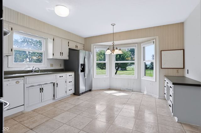 12107 Briarway South Drive, Indianapolis, IN 46259