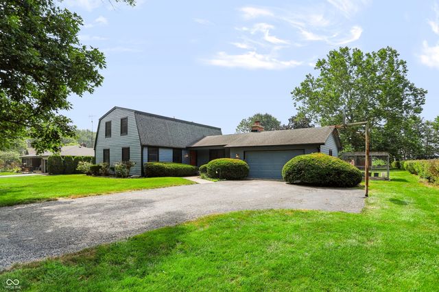 12107 Briarway South Drive, Indianapolis, IN 46259