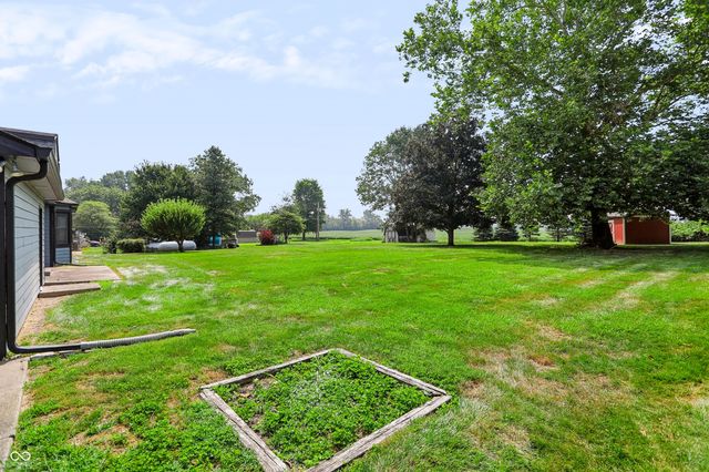 12107 Briarway South Drive, Indianapolis, IN 46259