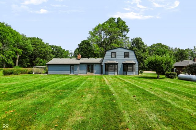 12107 Briarway South Drive, Indianapolis, IN 46259
