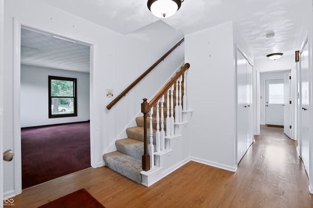 12107 Briarway South Drive, Indianapolis, IN 46259
