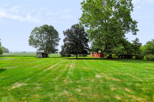 12107 Briarway South Drive, Indianapolis, IN 46259