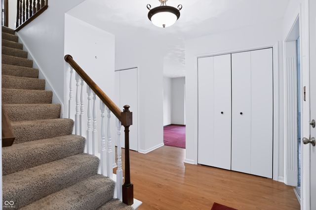 12107 Briarway South Drive, Indianapolis, IN 46259