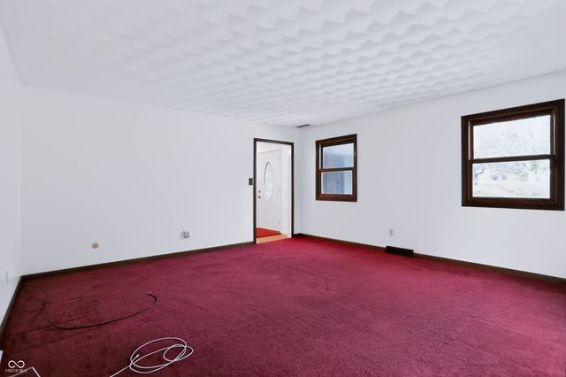 12107 Briarway South Drive, Indianapolis, IN 46259