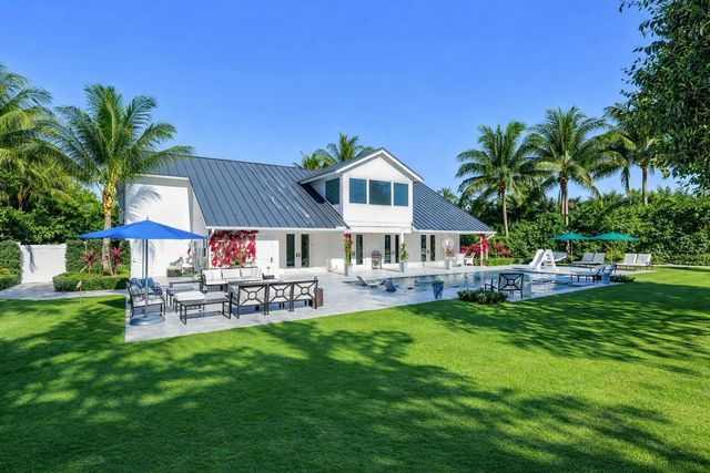 8389 SE Woodcrest Place, Hobe Sound, FL 33455