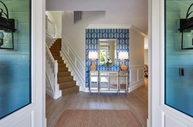 8389 SE Woodcrest Place, Hobe Sound, FL 33455