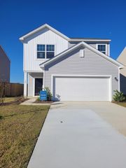 1245 Carriage Wood Circle, Ridgeville, SC 29472