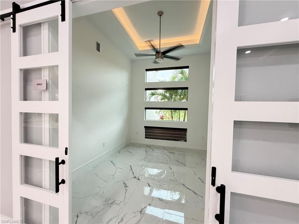 Image 15 of property listing at 2501 SW 23rd PL, Cape Coral, FL 33914