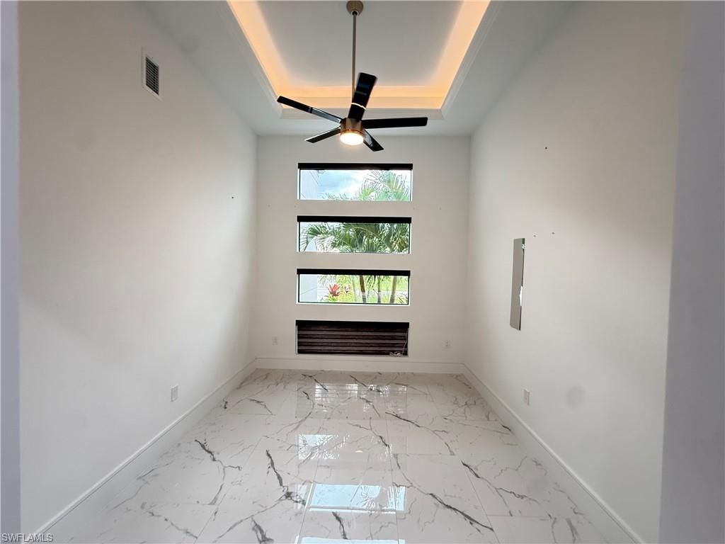 Image 16 of property listing at 2501 SW 23rd PL, Cape Coral, FL 33914
