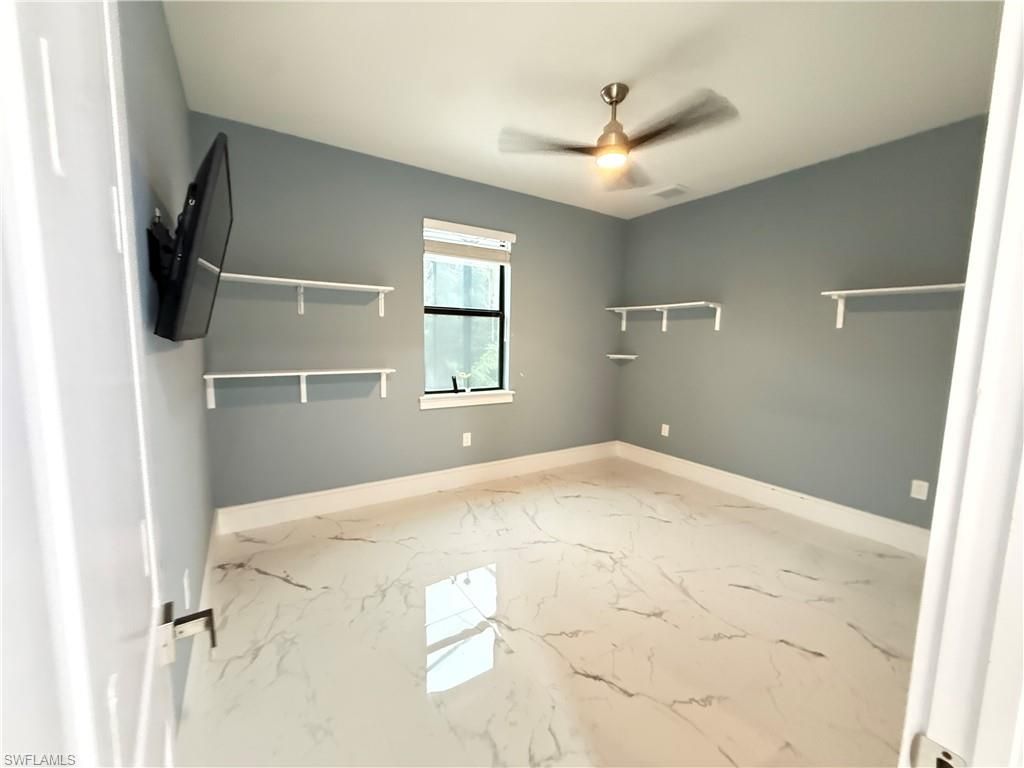 Image 25 of property listing at 2501 SW 23rd PL, Cape Coral, FL 33914