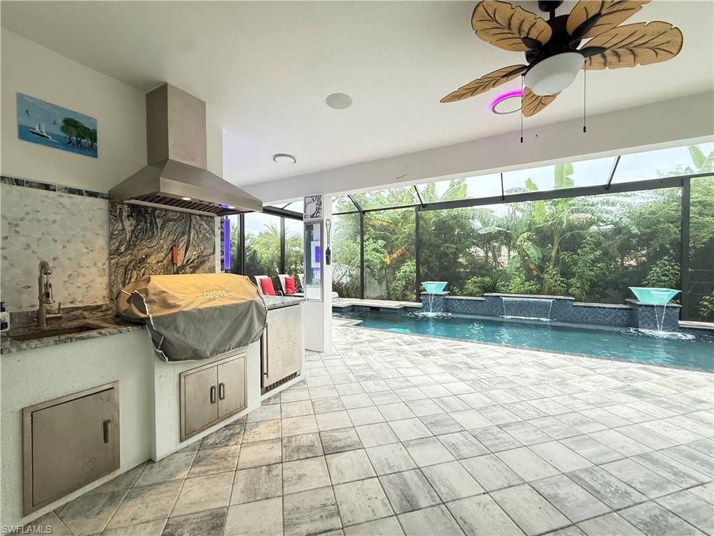Image 30 of property listing at 2501 SW 23rd PL, Cape Coral, FL 33914
