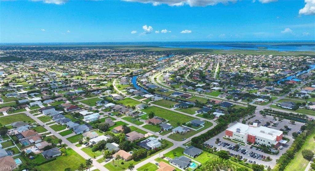 Image 44 of property listing at 2501 SW 23rd PL, Cape Coral, FL 33914