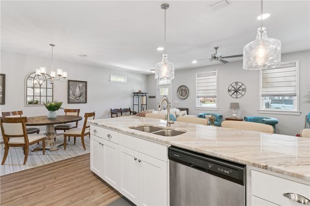 300 Second Street E E, Darien, GA 31305