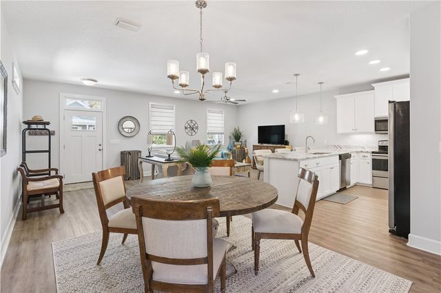 300 Second Street E E, Darien, GA 31305