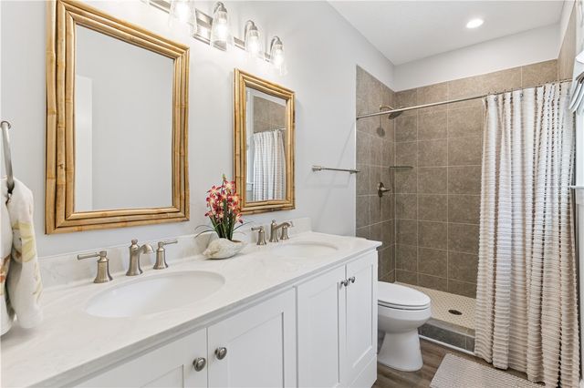 300 Second Street E E, Darien, GA 31305