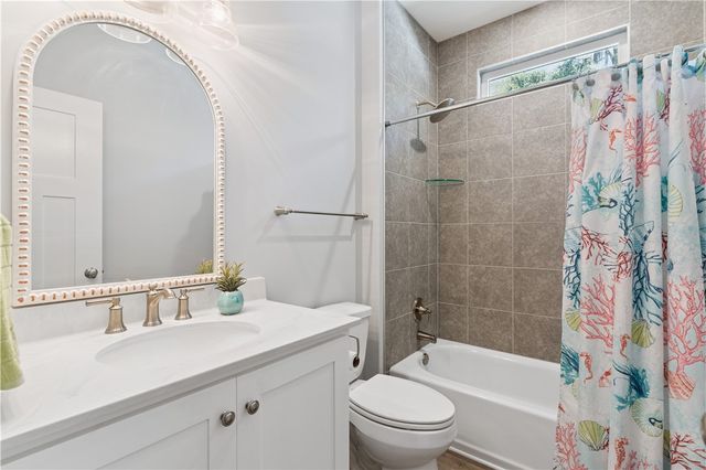 300 Second Street E E, Darien, GA 31305