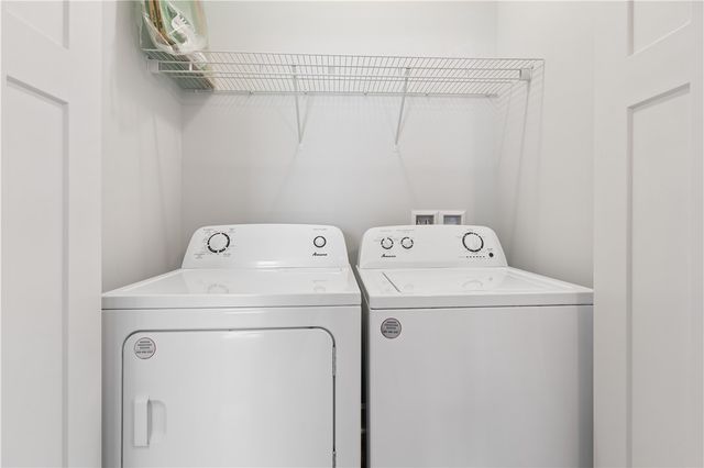 300 Second Street E E, Darien, GA 31305