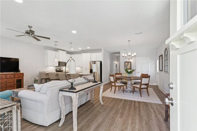 300 Second Street E E, Darien, GA 31305