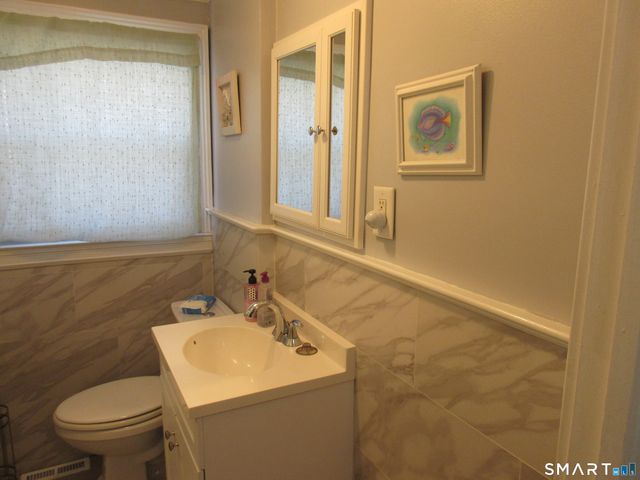 70 Edward Street, West Haven, CT 06516