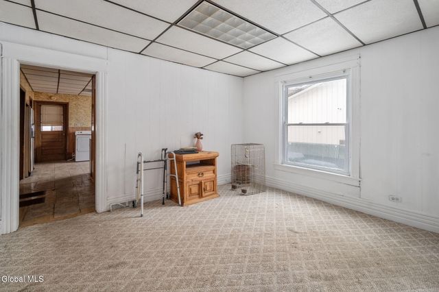 17-19 Brookside Avenue, Amsterdam, NY 12010