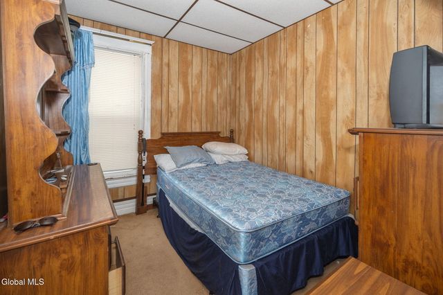 17-19 Brookside Avenue, Amsterdam, NY 12010