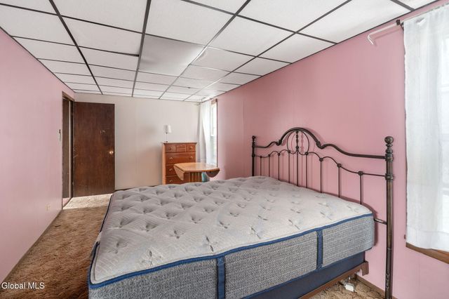 17-19 Brookside Avenue, Amsterdam, NY 12010