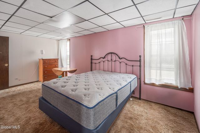 17-19 Brookside Avenue, Amsterdam, NY 12010