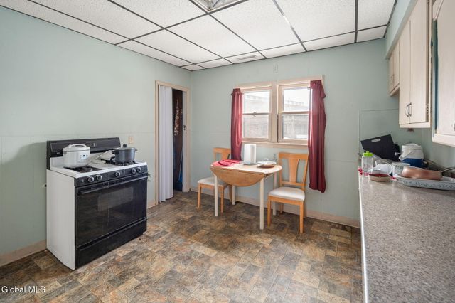 17-19 Brookside Avenue, Amsterdam, NY 12010