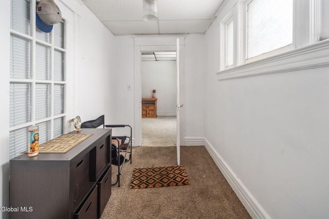 17-19 Brookside Avenue, Amsterdam, NY 12010