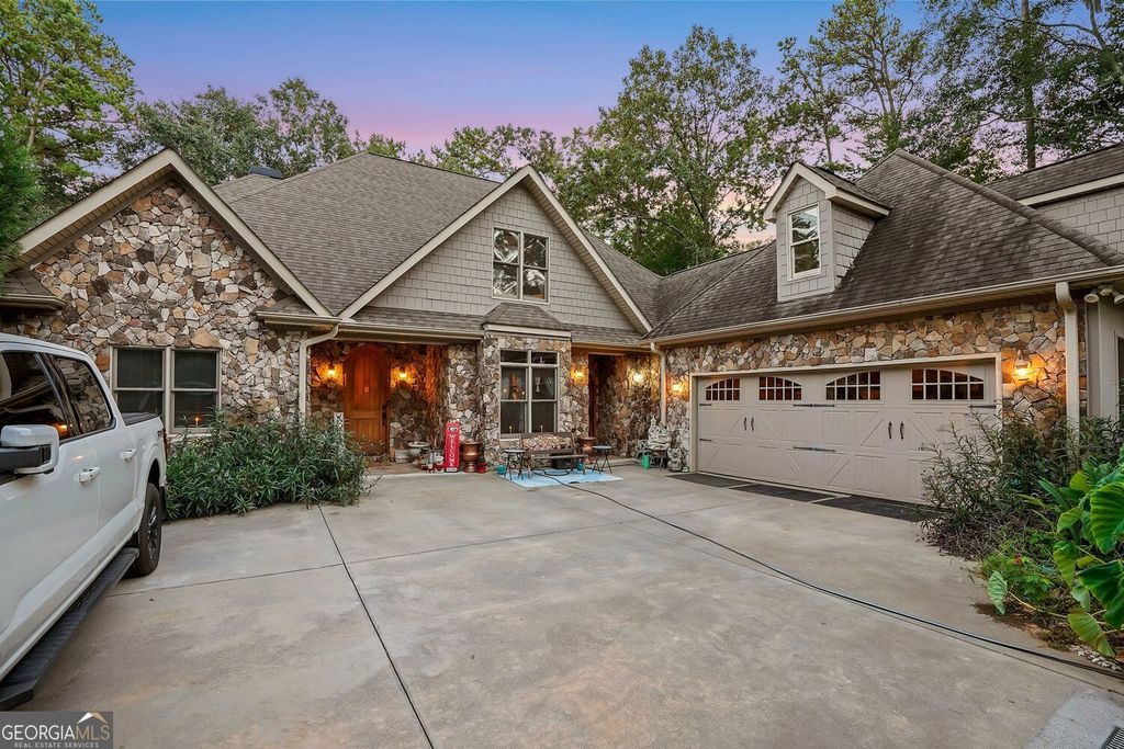 362 Foxy Lane, Martin, GA 30557 — photo 2
