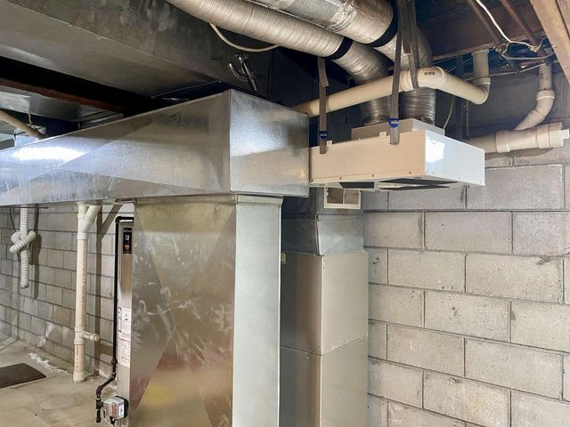 2321 JELINSKI CIRCLE, Plover, WI 54467