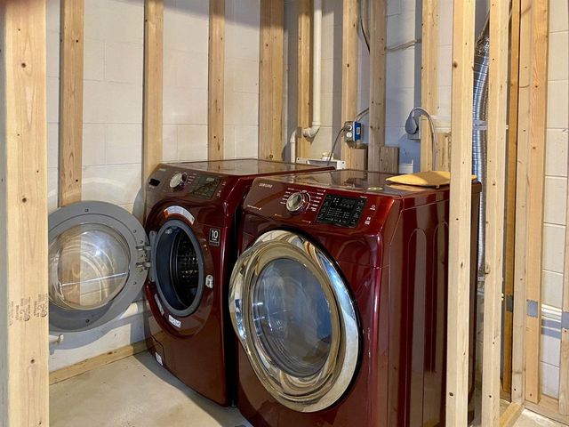 2321 JELINSKI CIRCLE, Plover, WI 54467